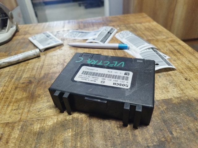 bontott OPEL VECTRA C Tolatóradar Elektronika