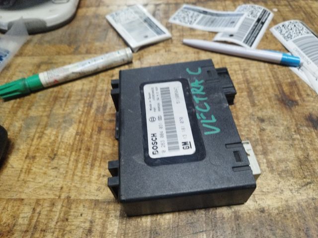 bontott OPEL VECTRA C Tolatóradar Elektronika