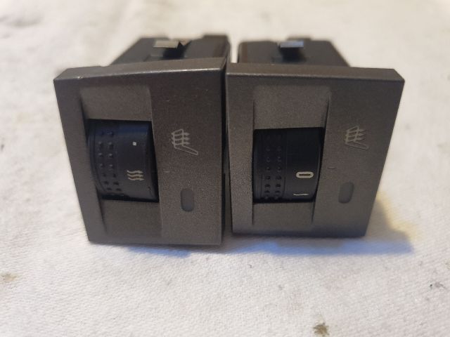 bontott OPEL VECTRA C Ülésfűtés Kapcsoló Pár
