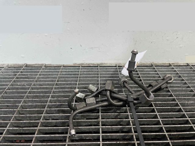 bontott OPEL VECTRA C Üzemanyagcső