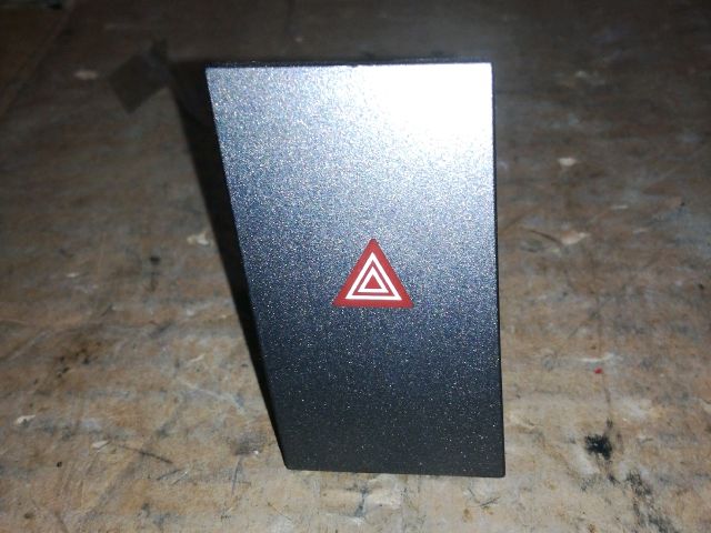 bontott OPEL VECTRA C Vészvillogó Kapcsoló