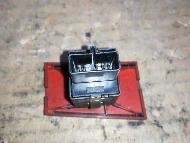 bontott OPEL VECTRA C Vészvillogó Kapcsoló