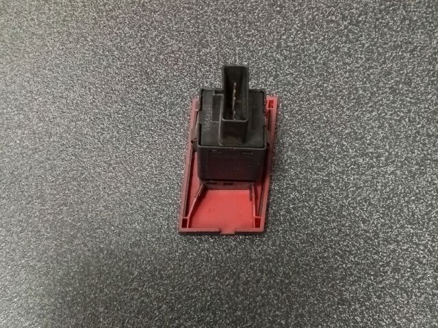 bontott OPEL VECTRA C Vészvillogó Kapcsoló