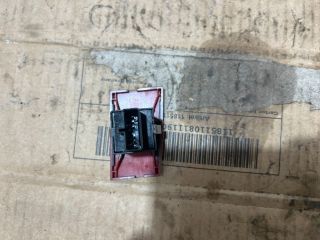 bontott OPEL VECTRA C Vészvillogó Kapcsoló