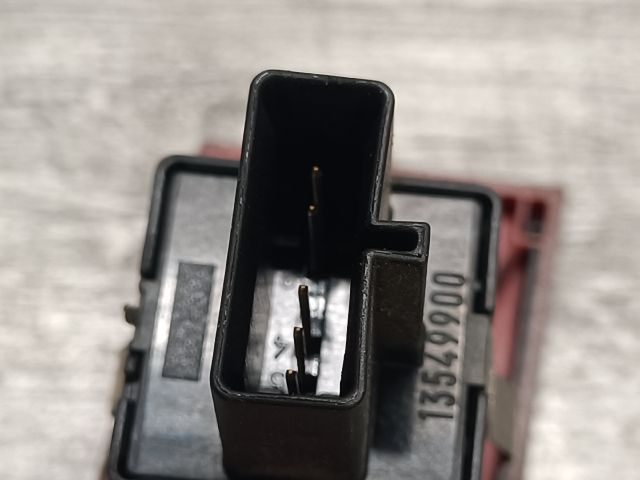 bontott OPEL VECTRA C Vészvillogó Kapcsoló