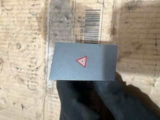 bontott OPEL VECTRA C Vészvillogó Kapcsoló