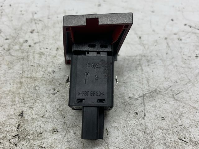 bontott OPEL VECTRA C Vészvillogó Kapcsoló