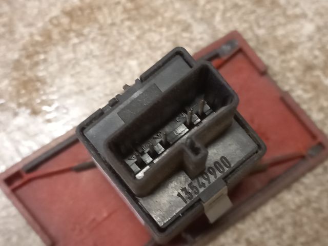 bontott OPEL VECTRA C Vészvillogó Kapcsoló