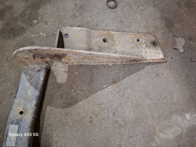 bontott OPEL VECTRA C Vonóhorog