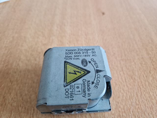 bontott OPEL VECTRA C Xenon Trafó