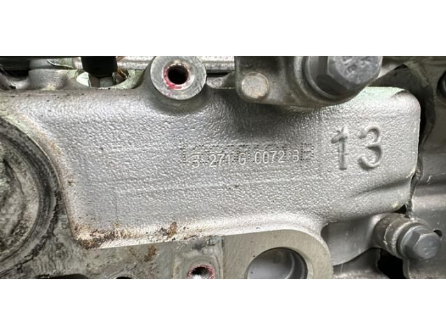 bontott OPEL VIVARO Motor (Fűzött blokk hengerfejjel)