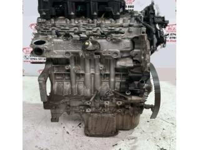 bontott OPEL VIVARO Motor (Fűzött blokk hengerfejjel)