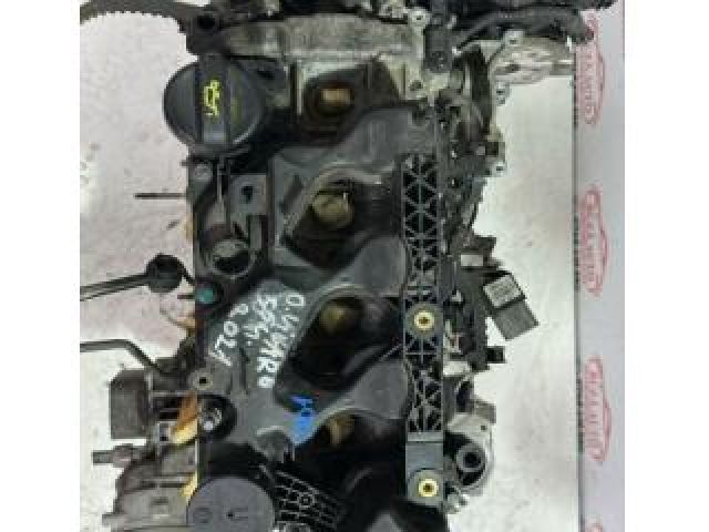 bontott OPEL VIVARO Motor (Fűzött blokk hengerfejjel)