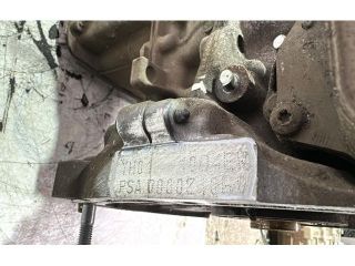 bontott OPEL VIVARO Motor (Fűzött blokk hengerfejjel)