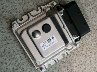 bontott OPEL VIVARO AdBlue Vezérlőegység