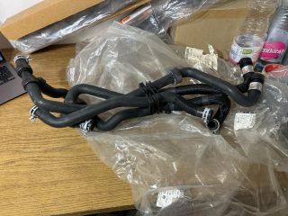 bontott OPEL VIVARO Fűtőradiátor Vízcső Alsó