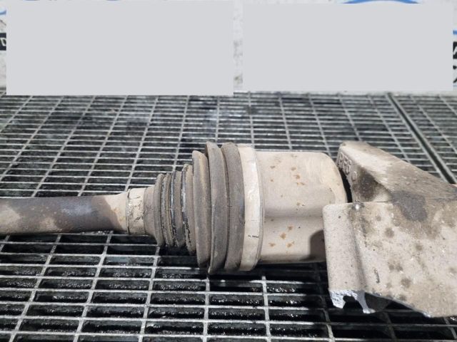 bontott OPEL VIVARO Jobb Féltengely