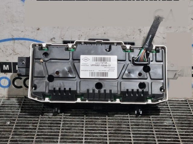 bontott OPEL VIVARO Kilométeróra