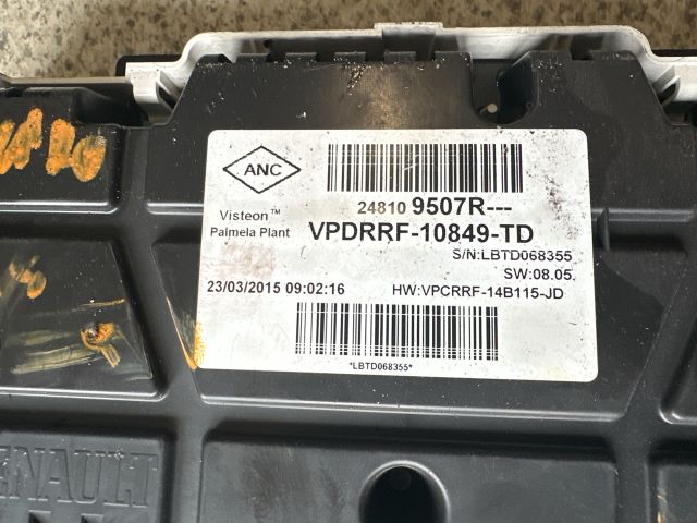 bontott OPEL VIVARO Kilométeróra