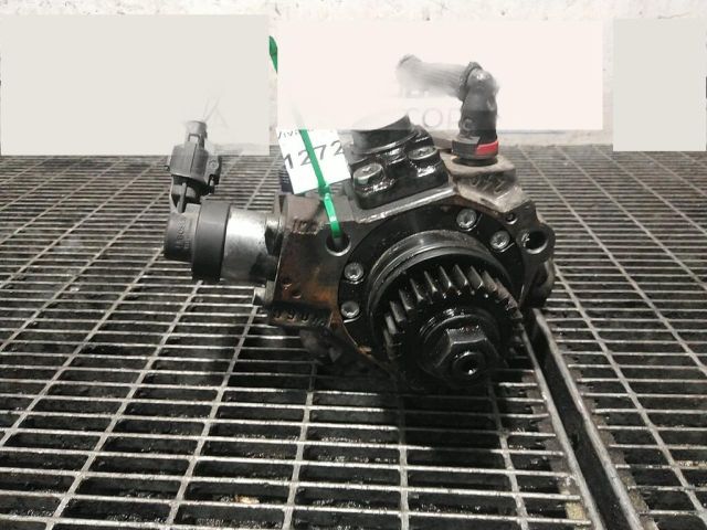 bontott OPEL VIVARO Nagynyomású Szivattyú