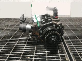 bontott OPEL VIVARO Nagynyomású Szivattyú