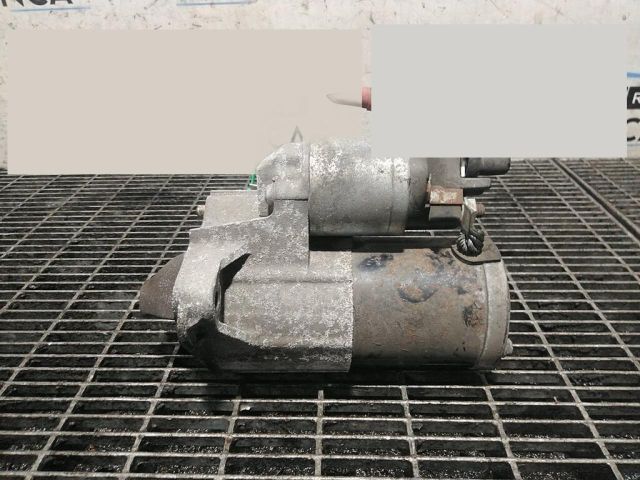 bontott OPEL VIVARO Önindító