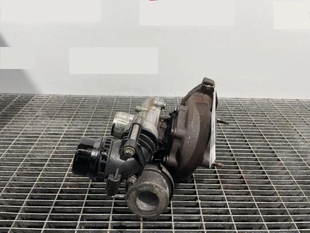 bontott OPEL VIVARO Turbó