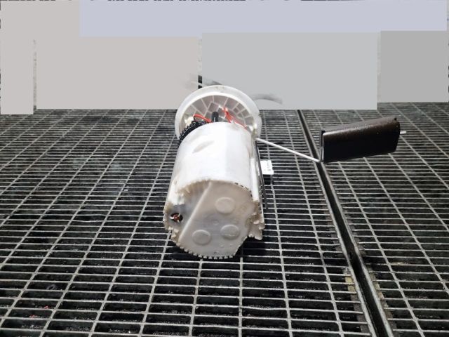 bontott OPEL VIVARO Üzemanyag Szivattyú