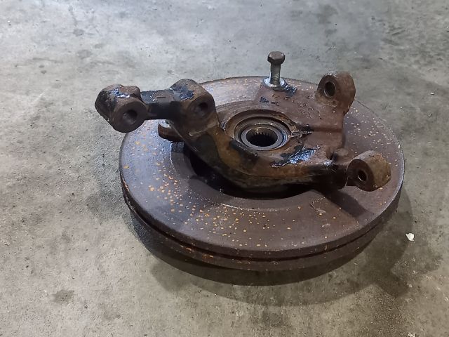 bontott OPEL VIVARO Bal első Csonkállvány Kerékaggyal