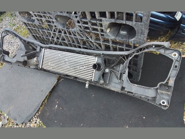 bontott OPEL VIVARO Homlokfal (Üres lemez)