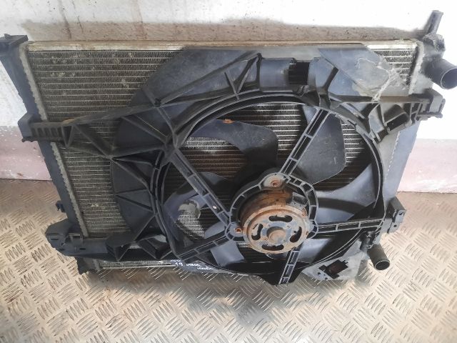 bontott OPEL VIVARO Hűtőventilátor