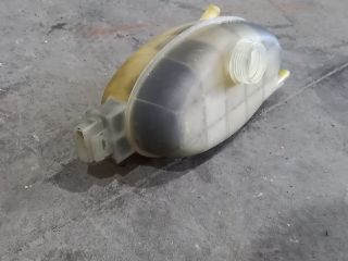 bontott OPEL VIVARO Kiegyenlítő Tartály