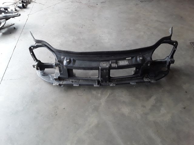 bontott OPEL VIVARO Komplett Homlokfal (Részeivel)