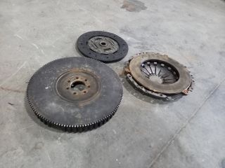 bontott OPEL VIVARO Kuplung Szett Lendkerékkel