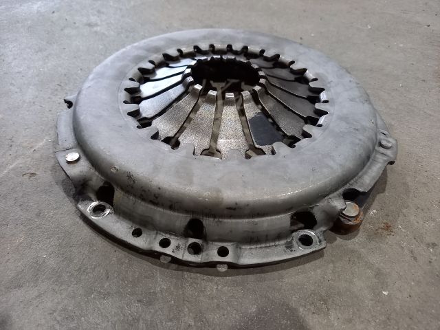 bontott OPEL VIVARO Kuplung Szett Lendkerékkel