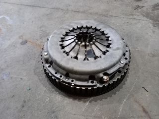 bontott OPEL VIVARO Kuplung Szett Lendkerékkel