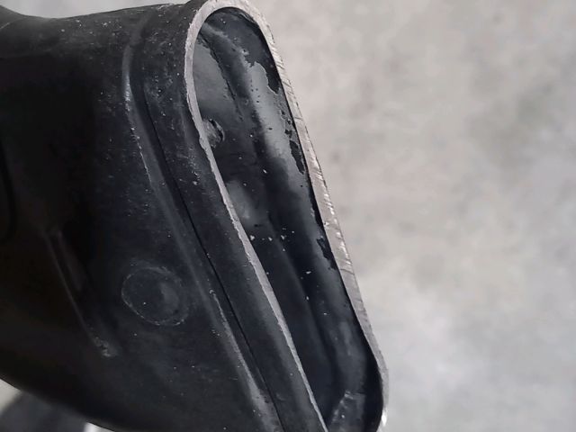 bontott OPEL VIVARO Légbeömlő Cső