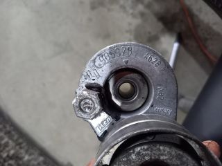 bontott OPEL VIVARO Szíjfeszítő Görgő