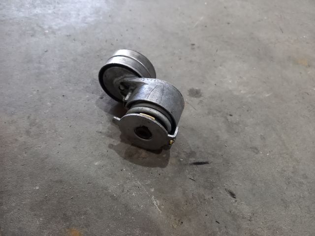 bontott OPEL VIVARO Szíjfeszítő Görgő