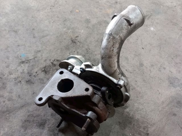 bontott OPEL VIVARO Turbó