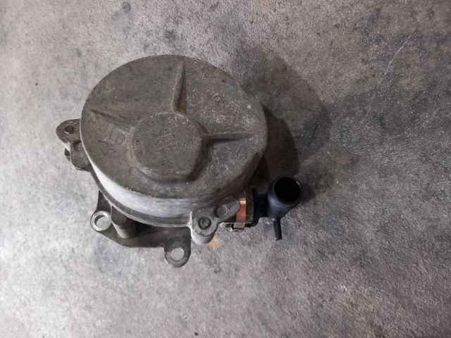 bontott OPEL VIVARO Vákumpumpa