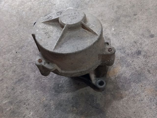 bontott OPEL VIVARO Vákumpumpa