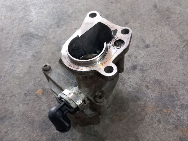 bontott OPEL VIVARO Vákumpumpa