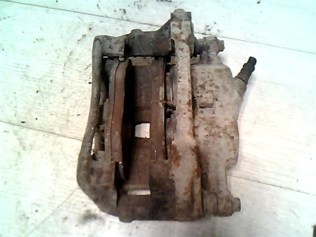 bontott OPEL VIVARO Bal első Féknyereg Munkahengerrel