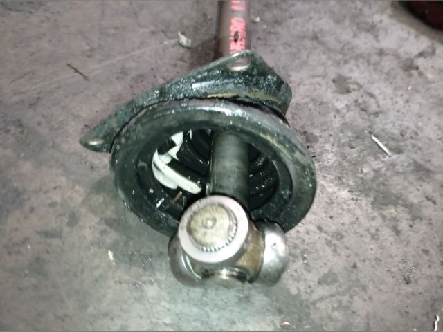 bontott OPEL VIVARO Bal Féltengely