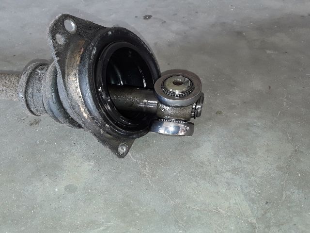 bontott OPEL VIVARO Bal Féltengely