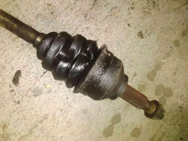 bontott OPEL VIVARO Bal Féltengely