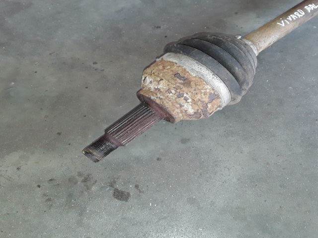 bontott OPEL VIVARO Bal Féltengely