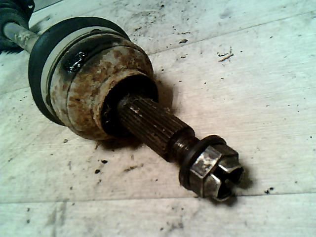 bontott OPEL VIVARO Bal Féltengely