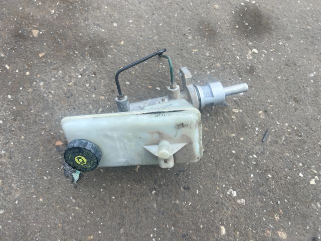 bontott OPEL VIVARO Főfékhenger